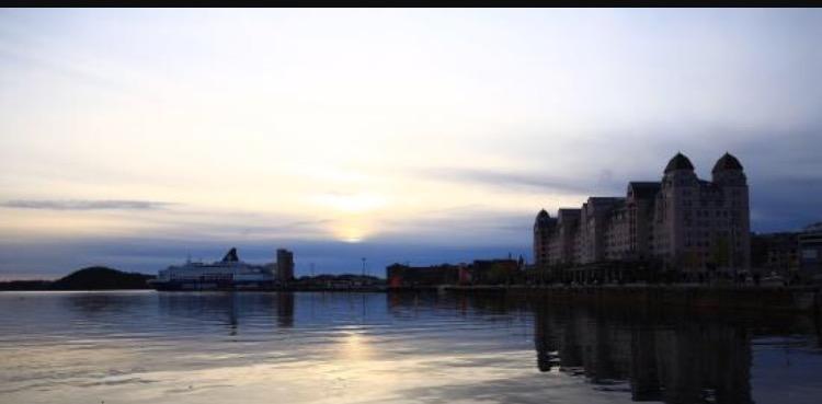 City Center Oslo- Venice Apartment Sea Side Three-Bedrooms And Two Toilettes ภายนอก รูปภาพ